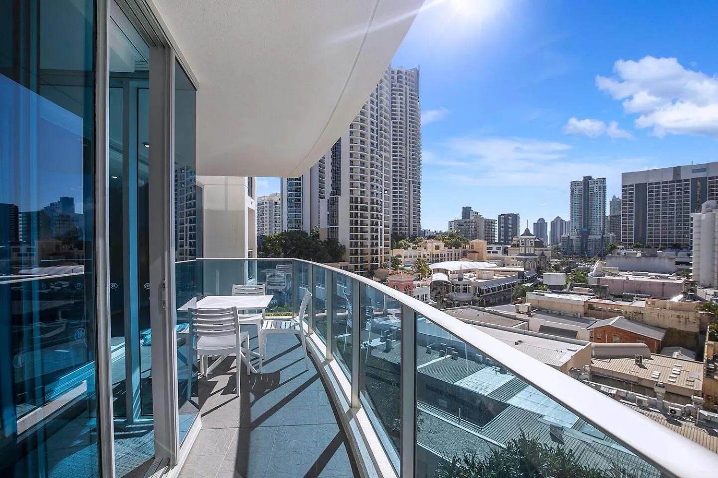 Appartement City Meets Coast - Modern Resort Haven By The Beach Gold Coast Australië