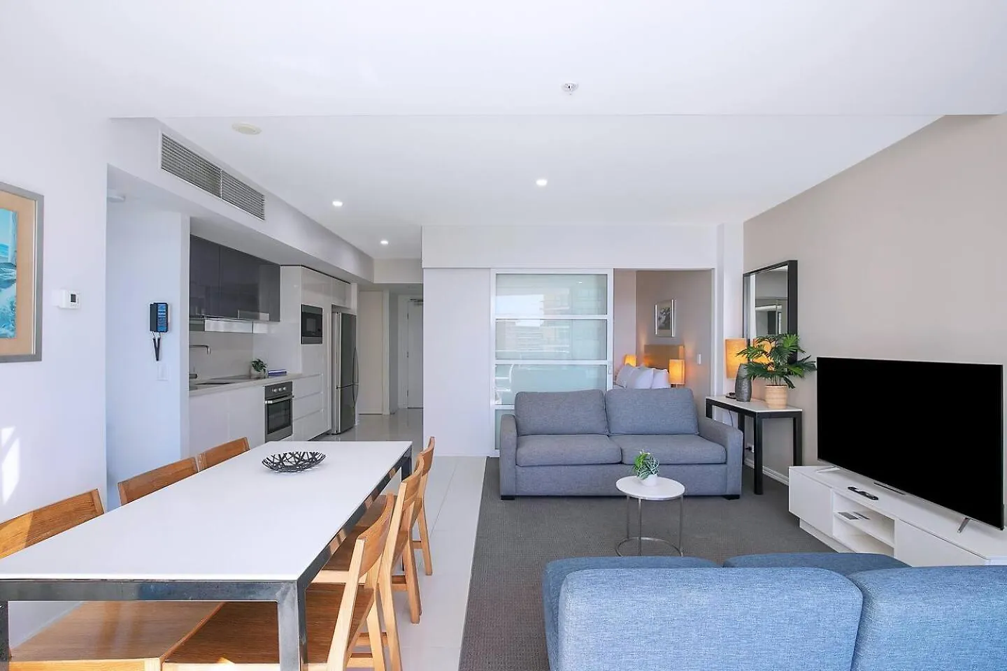 City Meets Coast - Modern Resort Haven By The Beach Gold Coast Appartamento